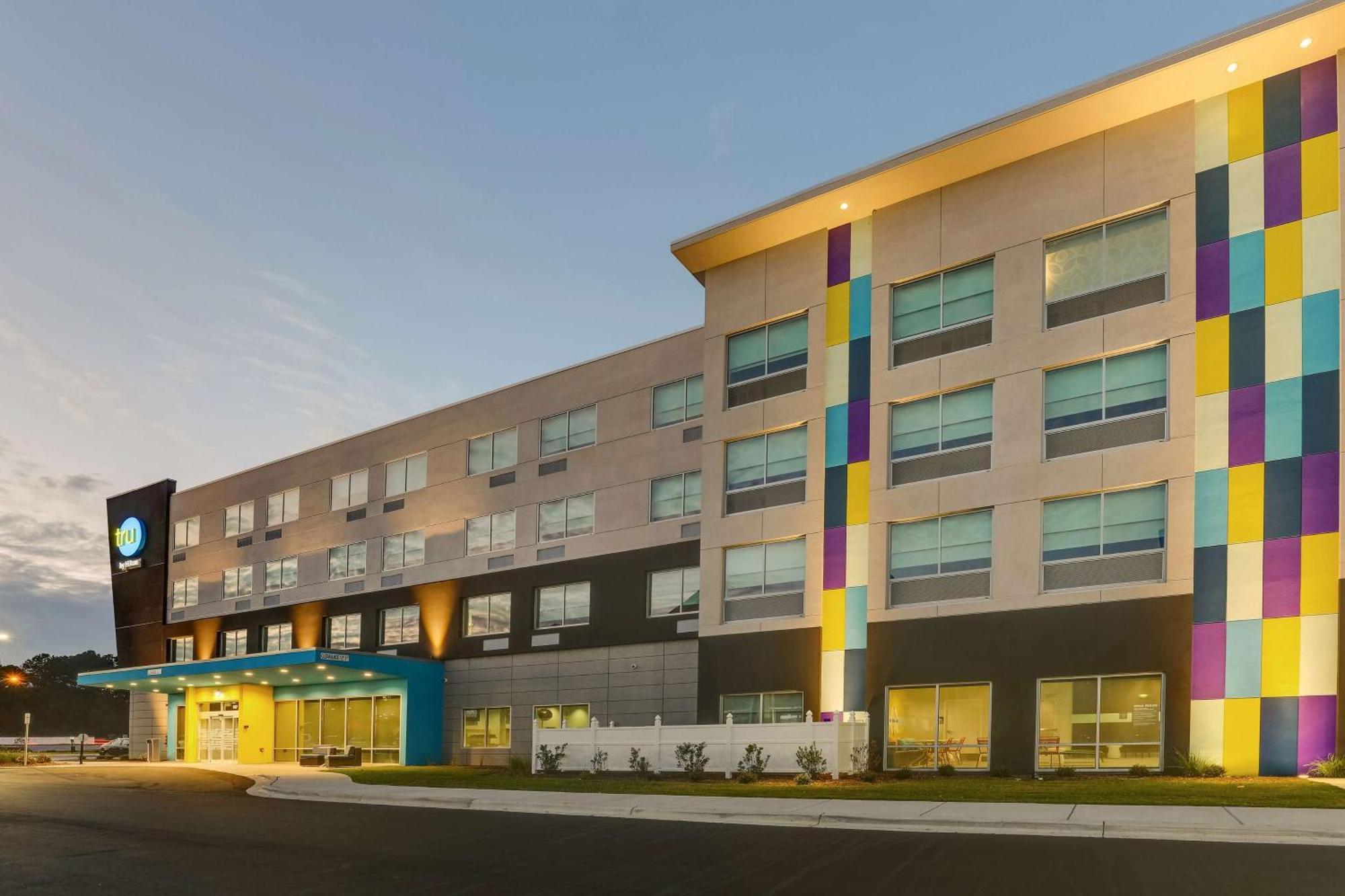 ホテル Tru By Hilton Smithfield I-95 エクステリア 写真